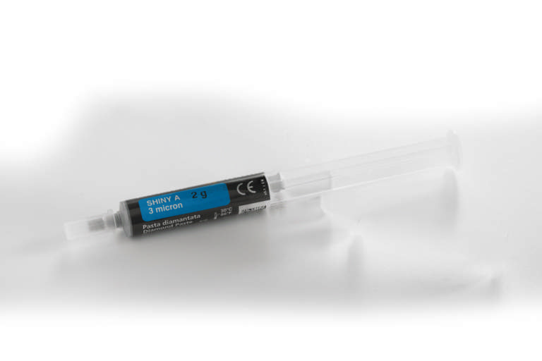 Shiny A diamantpudsepasta 3my 2g. 